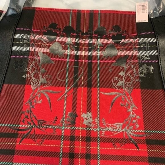 RED VICTORIAS SECRET TOTE - Picture 6 of 8
